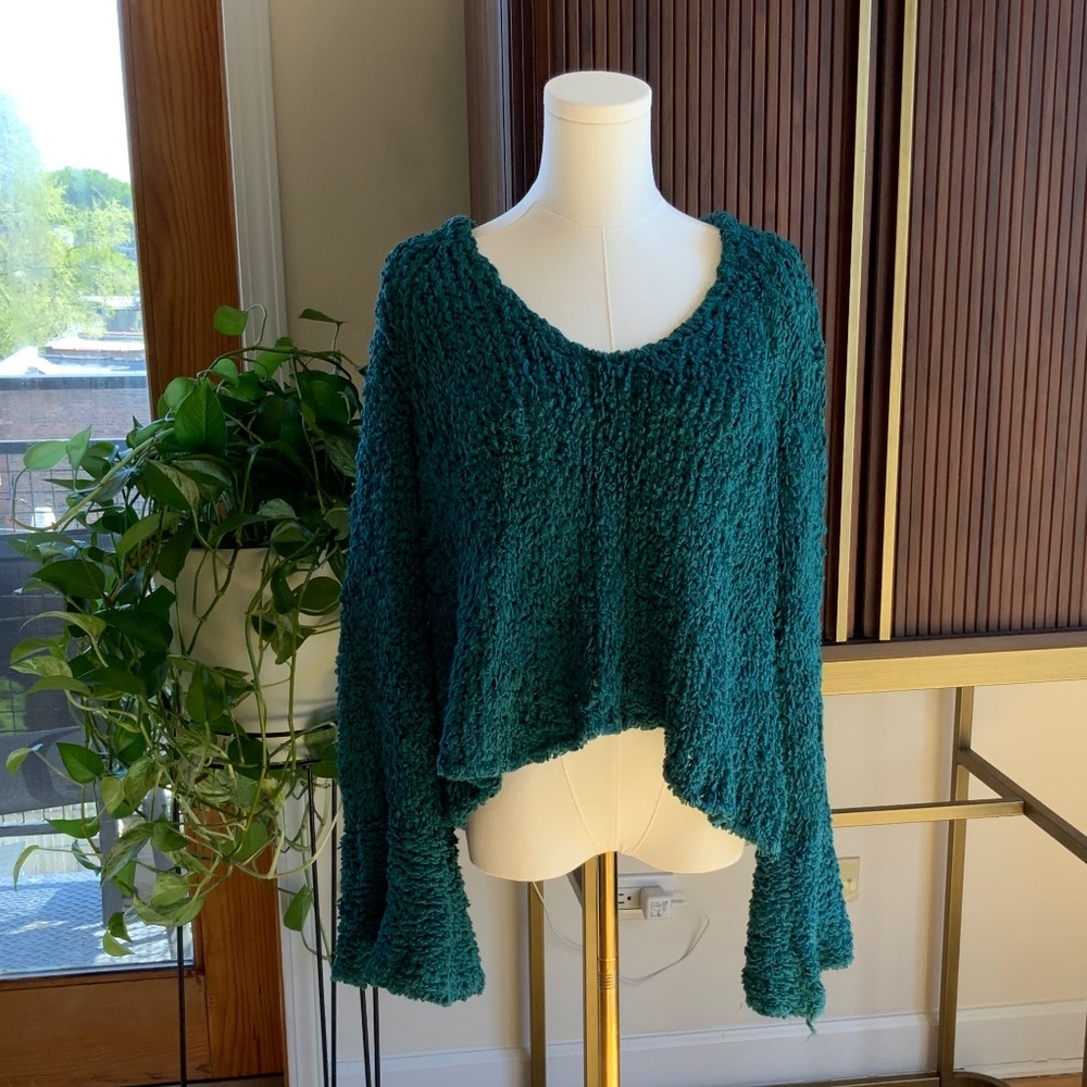 Free People Bell Sleeve Sweater Size M